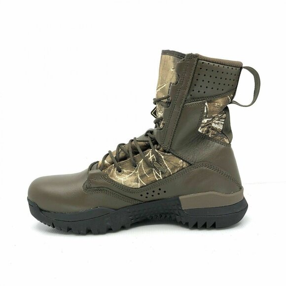 Nike SFB Field 2 8\